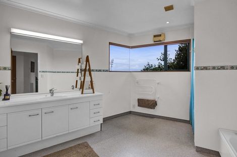 Photo of property in 50 Denby Road, Hawera, 4672