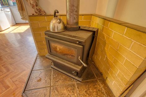 Photo of property in 19 Baty Place, Coal Creek, Greymouth, 7802