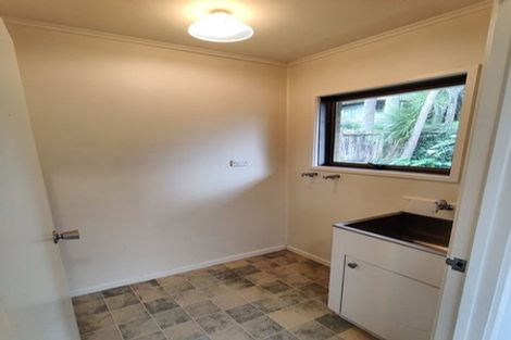 Photo of property in 1/19a Verran Road, Birkenhead, Auckland, 0626