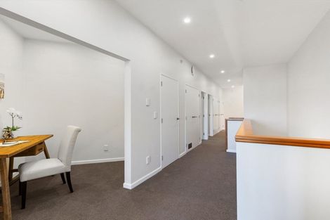 Photo of property in 9 Inverell Way, Seatoun, Wellington, 6022