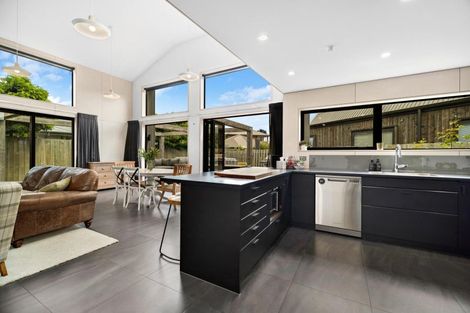 Photo of property in 14 Bellamore Street, Lake Hayes, Queenstown, 9304