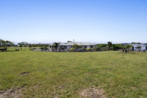 Photo of property in 281 Waihi Road, Hawera, 4673