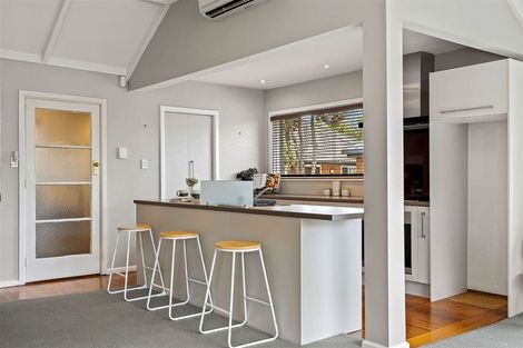 Photo of property in 1/73 Harris Crescent, Papanui, Christchurch, 8053