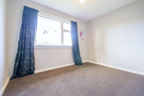 Photo of property in 106 Avonhead Road, Avonhead, Christchurch, 8042