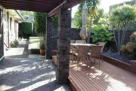 Photo of property in 3 Trust Place, Sunnyhills, Auckland, 2010