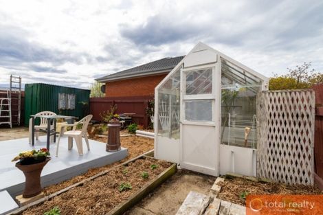 Photo of property in 73 Cutten Street, South Dunedin, Dunedin, 9012