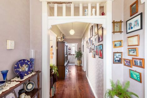 Photo of property in 18 Cook Street, Foxton, 4814