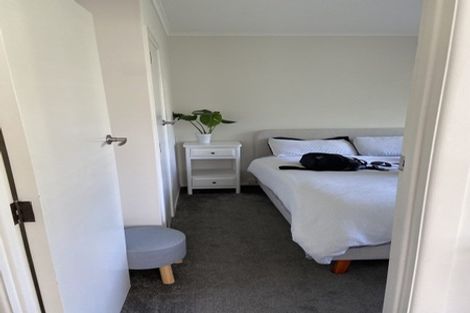 Photo of property in 1/43 Tramway Road, Beach Haven, Auckland, 0626