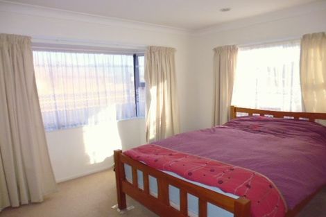 Photo of property in 43 Mandel Mews, Waiwhetu, Lower Hutt, 5010