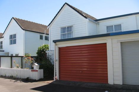 Photo of property in 15/1 Woodbridge Lane, Milford, Auckland, 0620