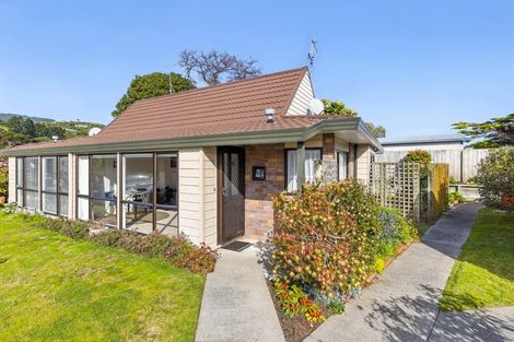 Photo of property in Rimu Village, 28/72 Rimu Road, Raumati Beach, Paraparaumu, 5032