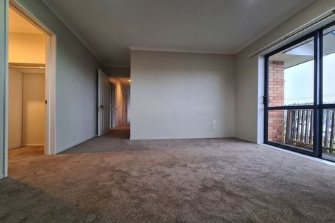 Photo of property in 229 Triangle Road, Massey, Auckland, 0614