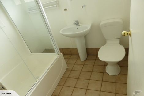 Photo of property in 10/331 Royal Road, Massey, Auckland, 0614