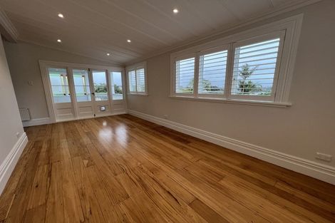 Photo of property in 82 Calliope Road, Stanley Point, Auckland, 0624