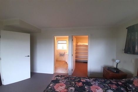 Photo of property in 7 Weka Road, Waipahihi, Taupo, 3330