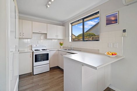 Photo of property in 38 Diomede Glade, Flagstaff, Hamilton, 3210