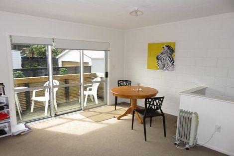 Photo of property in 4/18 Lambley Road, Titahi Bay, Porirua, 5022