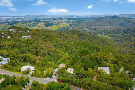 Photo of property in 1094 Scenic Drive North, Swanson, Auckland, 0816