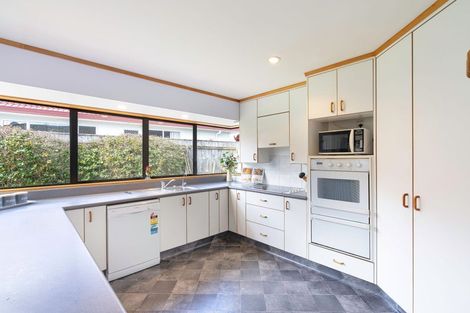 Photo of property in 74 Cedar Drive, Paraparaumu Beach, Paraparaumu, 5032
