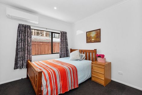 Photo of property in 12 Morrinsville Road, Hillcrest, Hamilton, 3216