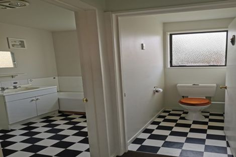 Photo of property in 2/469 Bower Avenue, Parklands, Christchurch, 8083