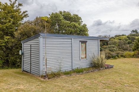 Photo of property in 111 Yorke Road, Haruru, 0204