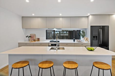 Photo of property in 12a Derby Downs Place, Ellerslie, Auckland, 1051