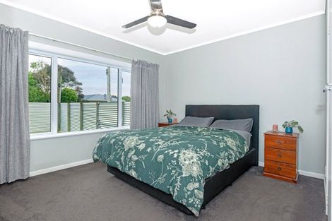 Photo of property in 5 Tolerton Avenue, Elgin, Gisborne, 4010