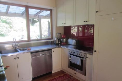 Photo of property in 20 Ranui Terrace, Tawa, Wellington, 5028