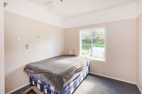 Photo of property in 21 Ongo Road, Hunterville, 4730