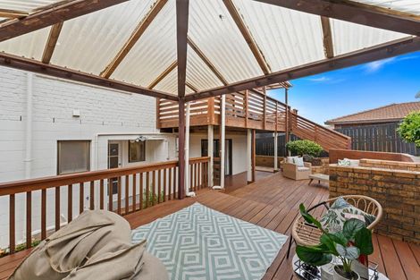 Photo of property in 19 Venus Place, Half Moon Bay, Auckland, 2012