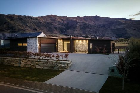 Photo of property in 7 Ruby Ridge, Wanaka, 9305
