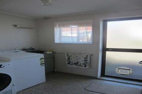 Photo of property in 48a Oxford Street, Tawa, Wellington, 5028