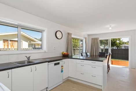Photo of property in 12 Kuaka Crescent, Bromley, Christchurch, 8062