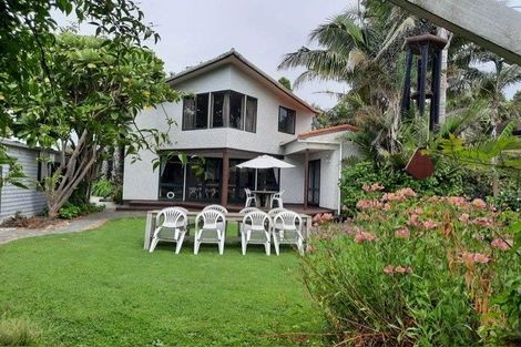 Photo of property in 7 Albert Street, Clive, 4102