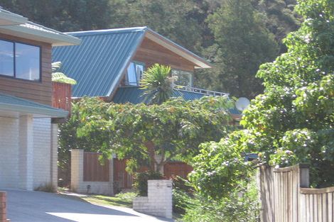 Photo of property in 1/8 Dee Place, Torbay, Auckland, 0630