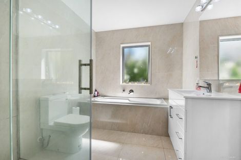 Photo of property in 76b Glamorgan Drive, Torbay, Auckland, 0630