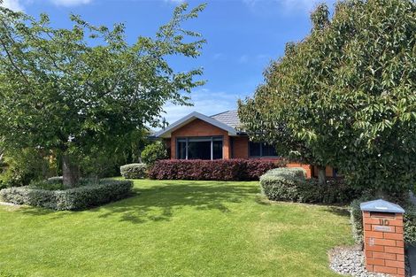Photo of property in 10 Providence Place, Redwood, Christchurch, 8051
