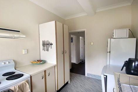 Photo of property in Ambassador Flats, 7 Maurice Terrace, Te Aro, Wellington, 6011