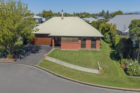 Photo of property in 5 Hinton Place, Rangiora, 7400
