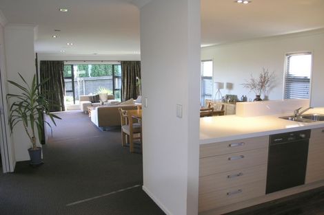 Photo of property in 71 Rototuna Road, Rototuna, Hamilton, 3210