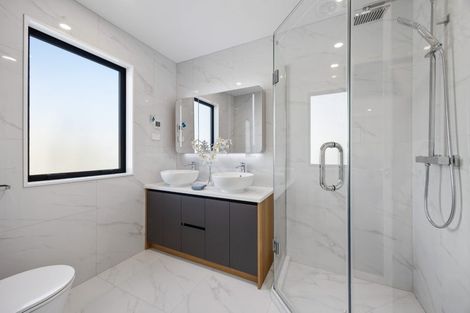 Photo of property in 11 Mill Hill Close, Flat Bush, 2019