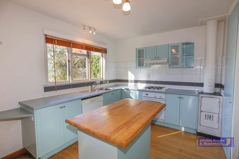 Photo of property in 6 Verran Place, Fendalton, Christchurch, 8052