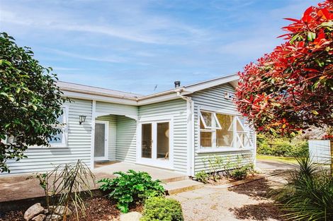 Photo of property in 10 Avonhead Road, Avonhead, Christchurch, 8042