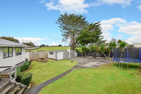 Photo of property in 7 Glenbrook Road, Karaka, Papakura, 2580
