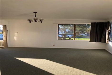 Photo of property in 2/18 Miro Road, Mangere Bridge, Auckland, 2022