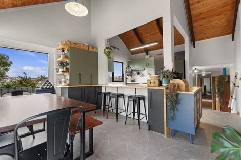 Photo of property in 28 Lachlan Drive, Dinsdale, Hamilton, 3204