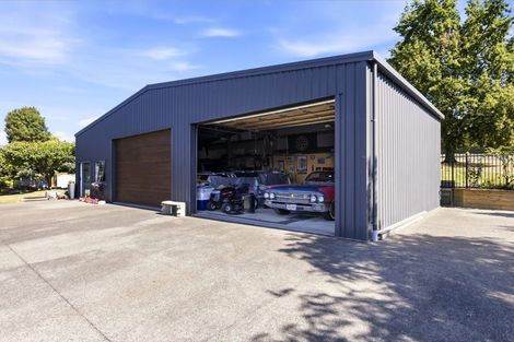 Photo of property in 2 Scenic Heights, Acacia Bay, Taupo, 3330