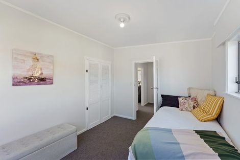 Photo of property in 11 Makora Road, Otaihanga, Paraparaumu, 5036