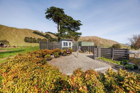 Photo of property in 185 Albert Road, Tokomaru, Palmerston North, 4474